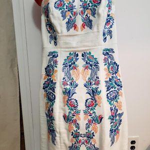 Strapless embroidered dress